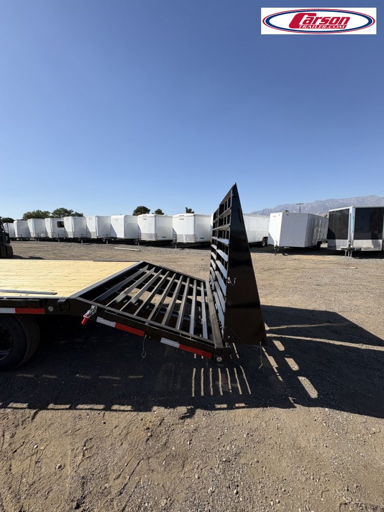 102x25 Maxxd Deck over Flatbed