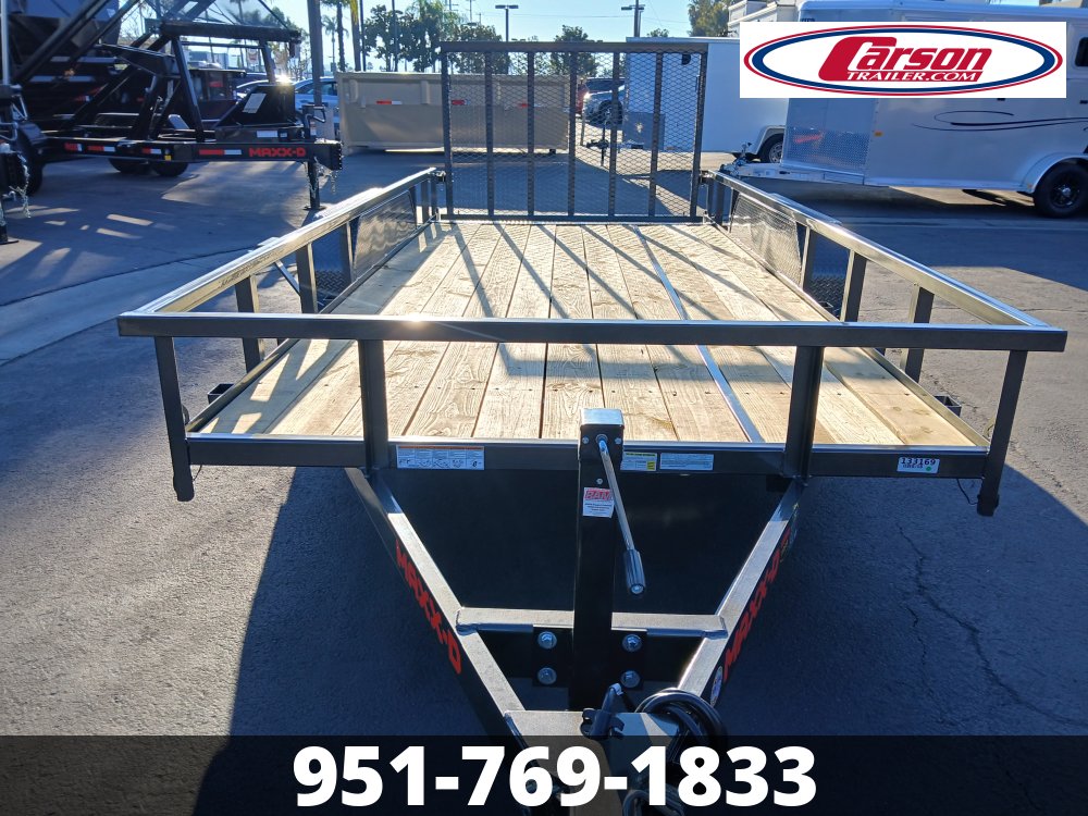 83x16 Maxx-D Utility