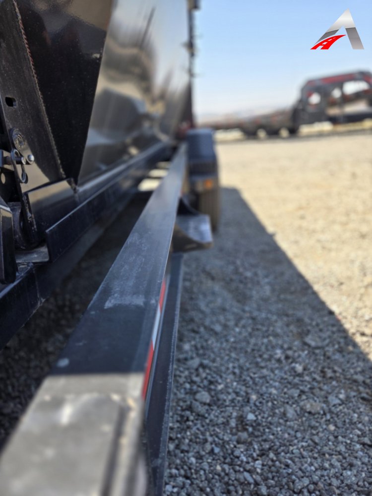 83x16 Iron Bull ROLL OFF TRAILER