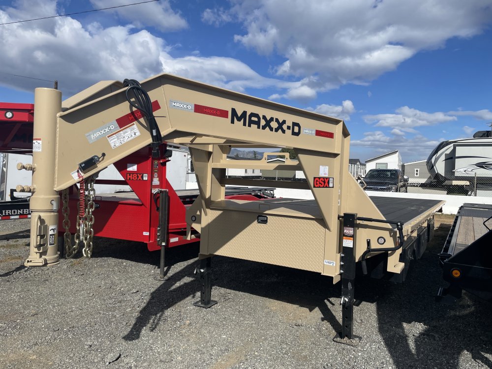 2024 MAXXD 8.5' X 36' GOOSENECK TRIPLE AXLE FLATEBED TRAILER