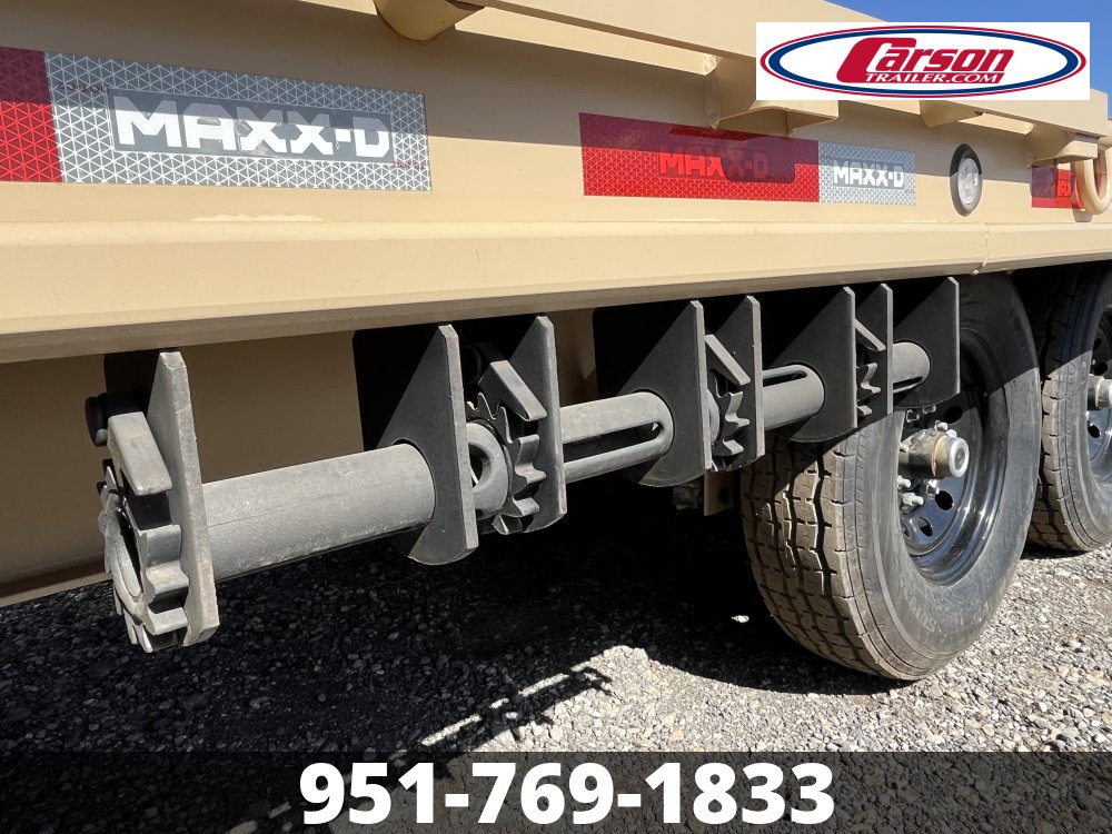 2024 MAXXD 8.5' X 36' GOOSENECK TRIPLE AXLE FLATEBED TRAILER