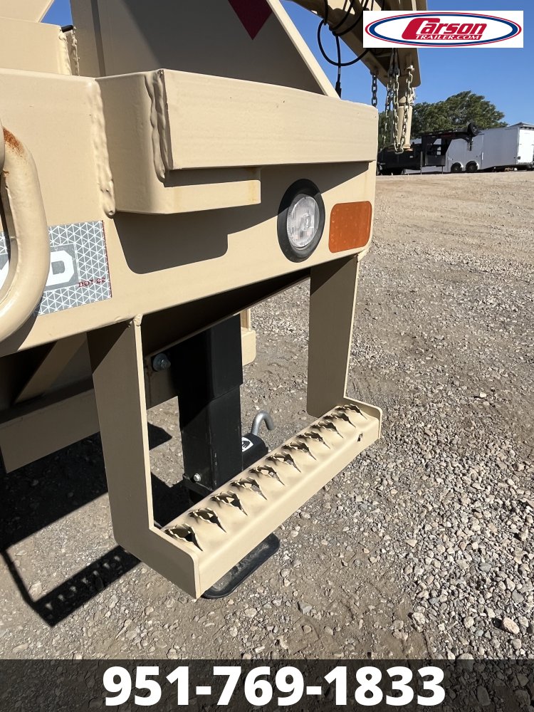 2024 MAXXD 8.5' X 36' GOOSENECK TRIPLE AXLE FLATEBED TRAILER