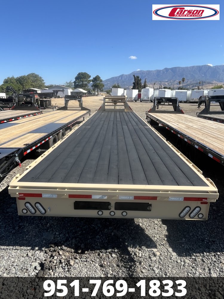 2024 MAXXD 8.5' X 36' GOOSENECK TRIPLE AXLE FLATEBED TRAILER