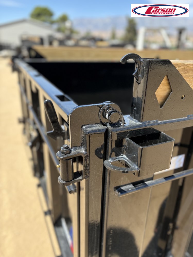 77x12 Diamond C Trailer Dump