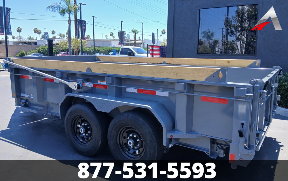 82x14 Diamond C Trailer Dump