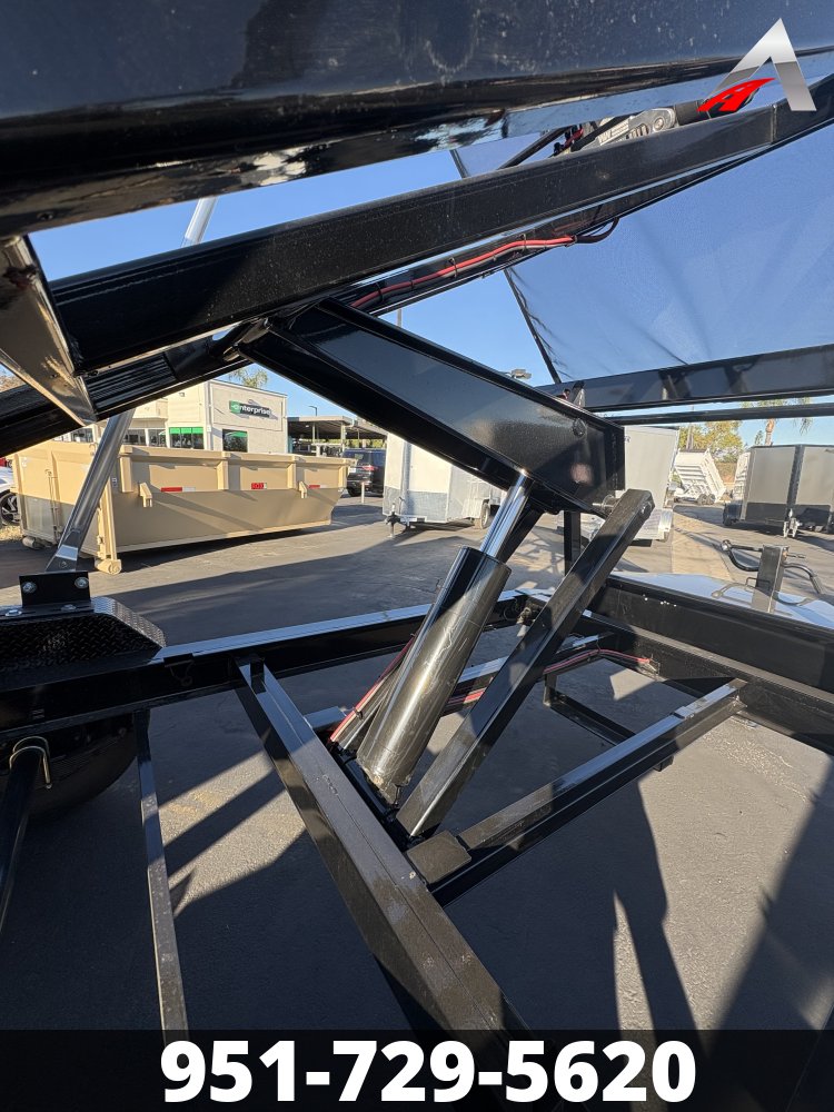 83x14 Maxx-D ROLL OFF TRAILER