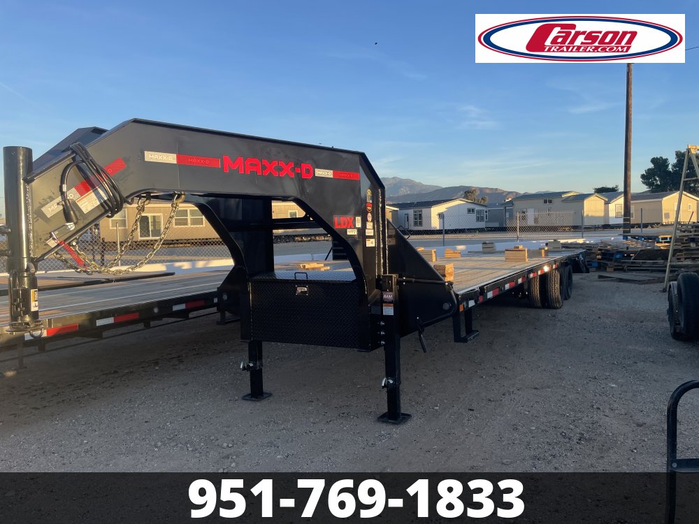 2025 MAXXD LDX102" X 32' FLATBED TRAILER