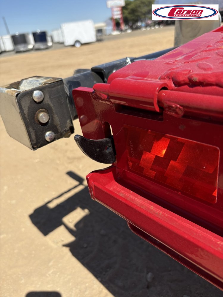 83x20 Diamond C Trailer HD Equipment