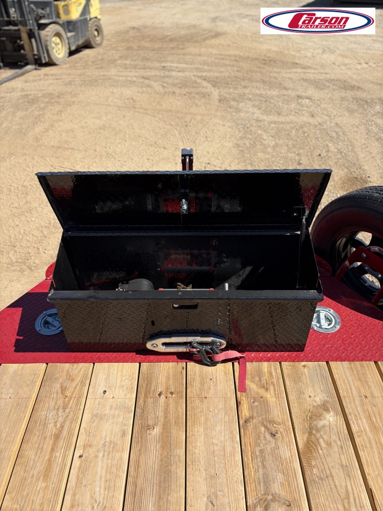 83x20 Diamond C Trailer HD Equipment