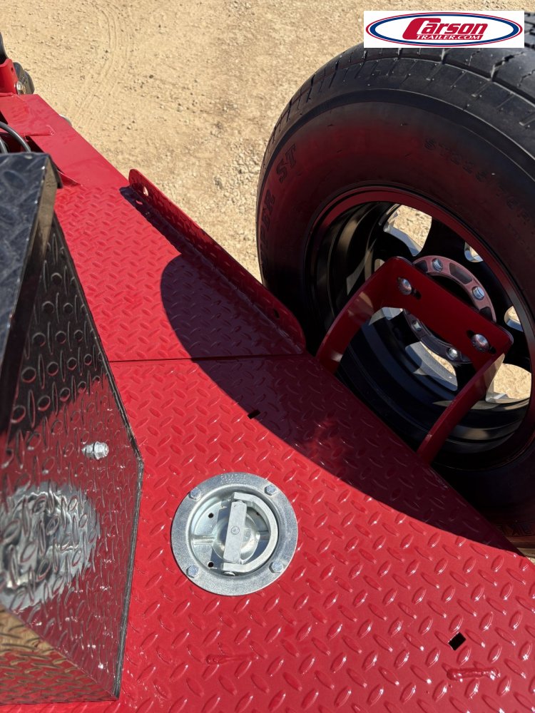 83x20 Diamond C Trailer HD Equipment
