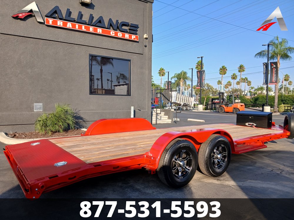 83x20 Diamond C Trailer HD Equipment