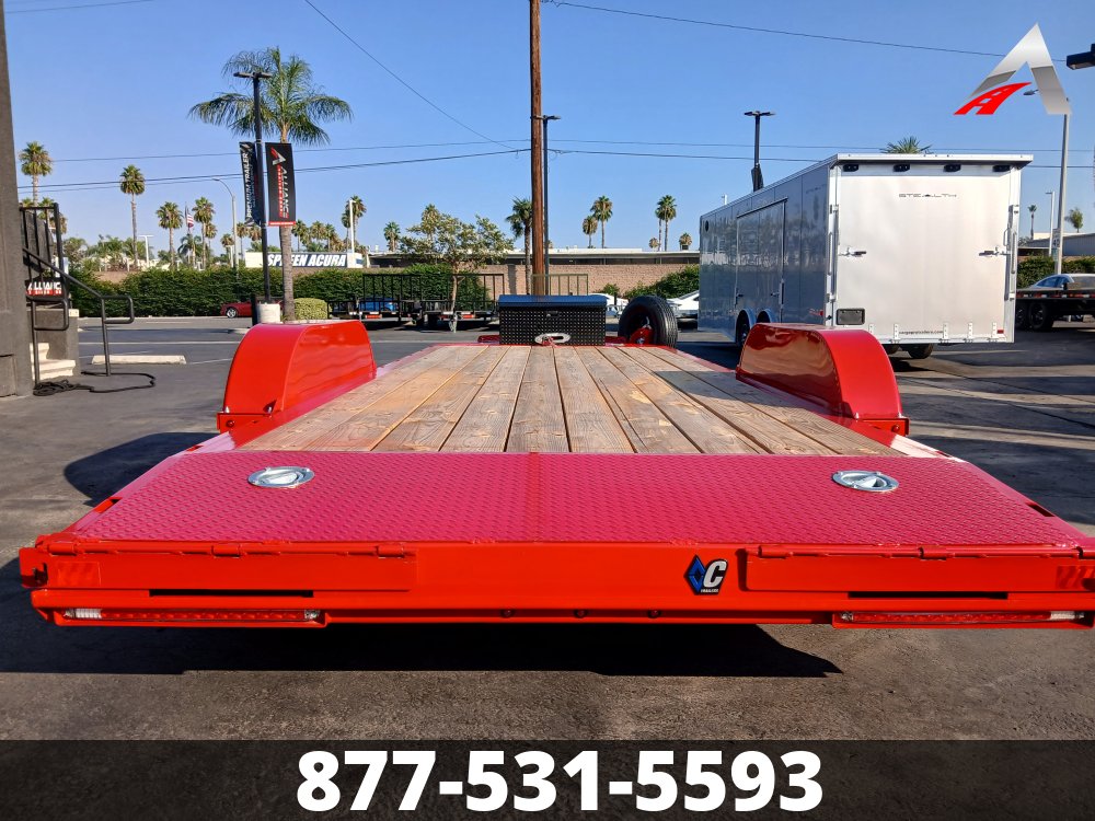 83x20 Diamond C Trailer HD Equipment