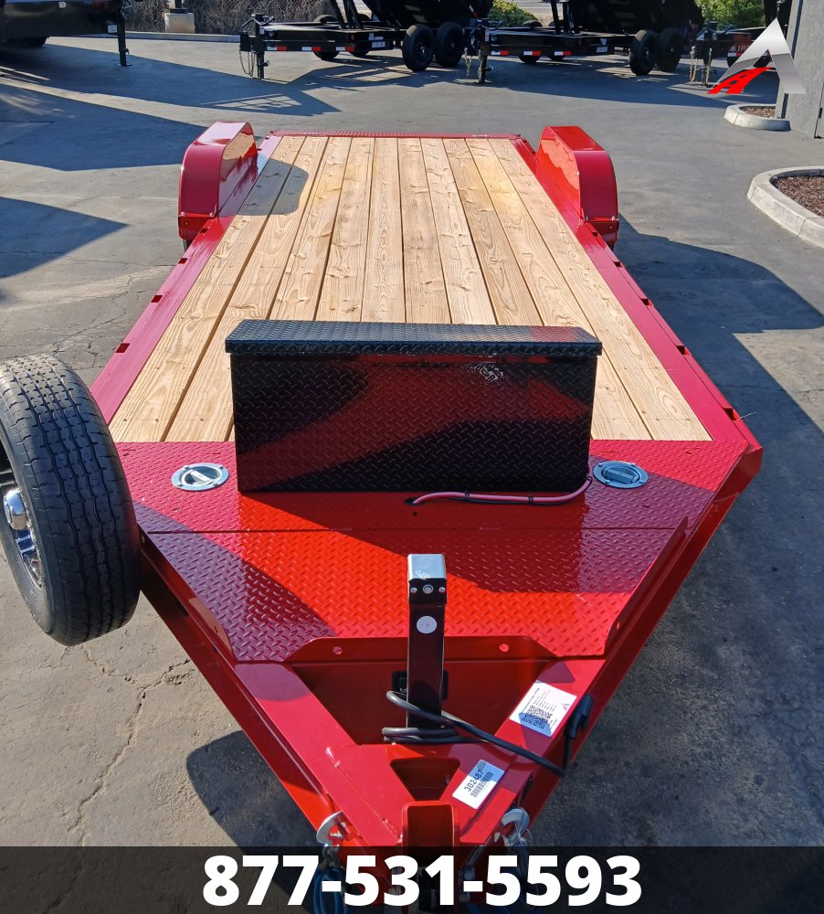 83x20 Diamond C Trailer HD Equipment