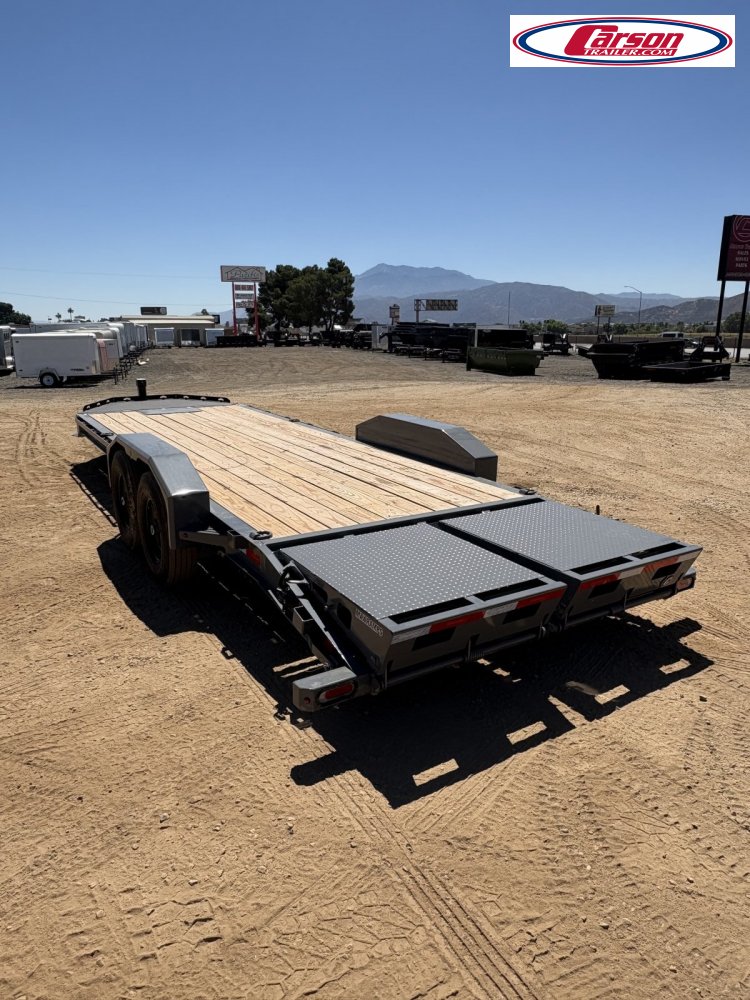 82x22 Diamond C Trailer HD Equipment