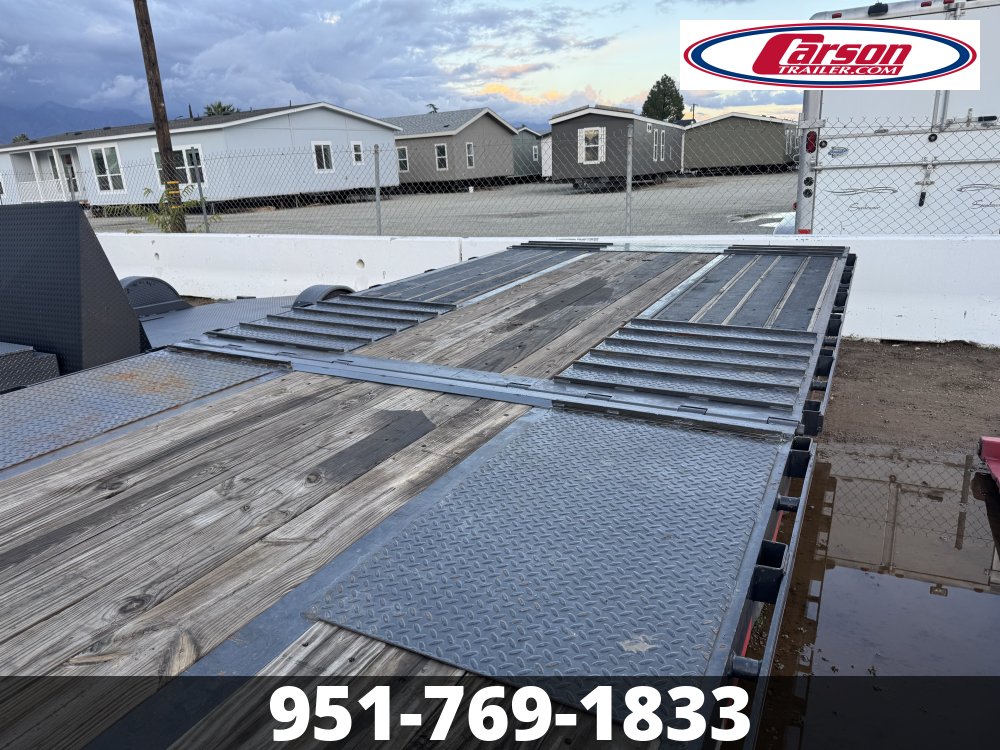 102x38 Diamond C Deck over Flatbed