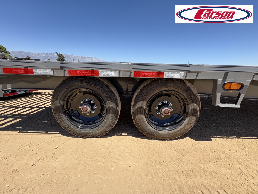 102x24 Diamond C Trailer HD Equipment