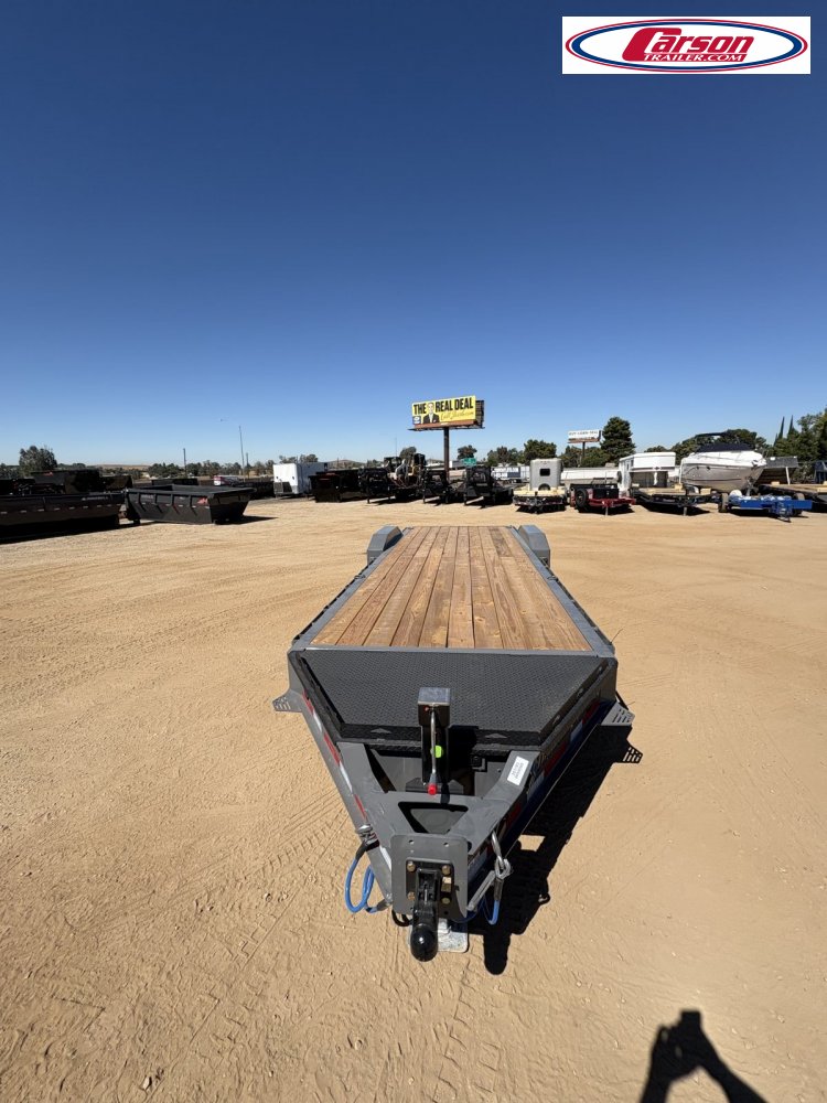 82x24 Diamond C Trailer HD Equipment