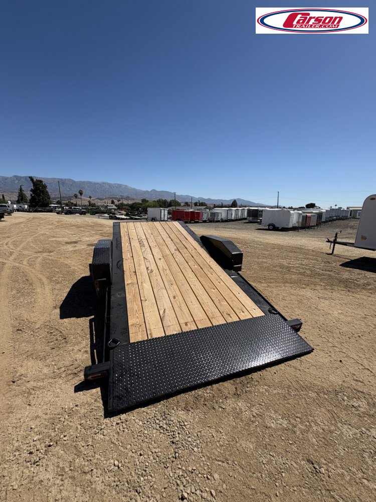 82x20 Diamond C Trailer Tilt Deck