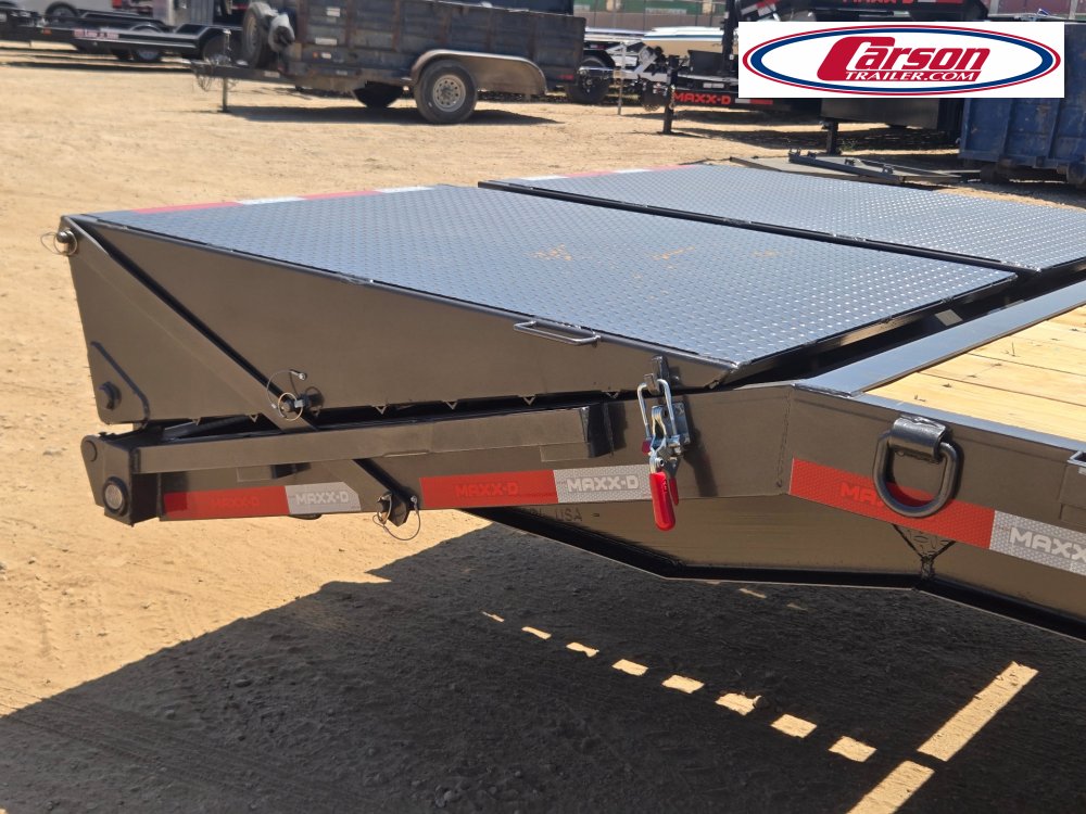 102x40 Maxxd Deck over Flatbed