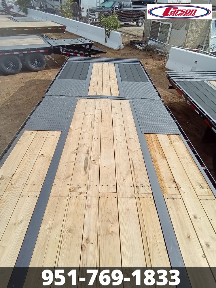 102x40 Maxxd Deck over Flatbed