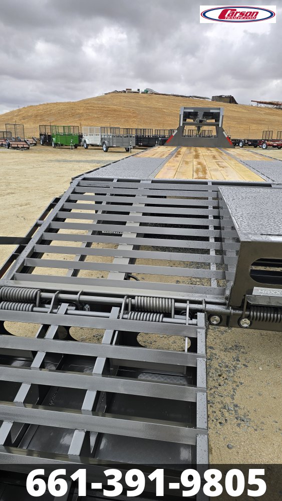 102x30 Maxx-D Deck over Flatbed