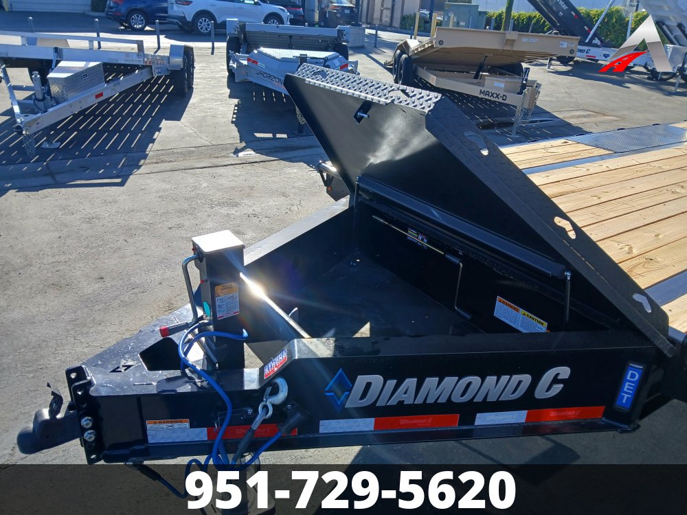 102"x20' Diamond C Tilt Deck