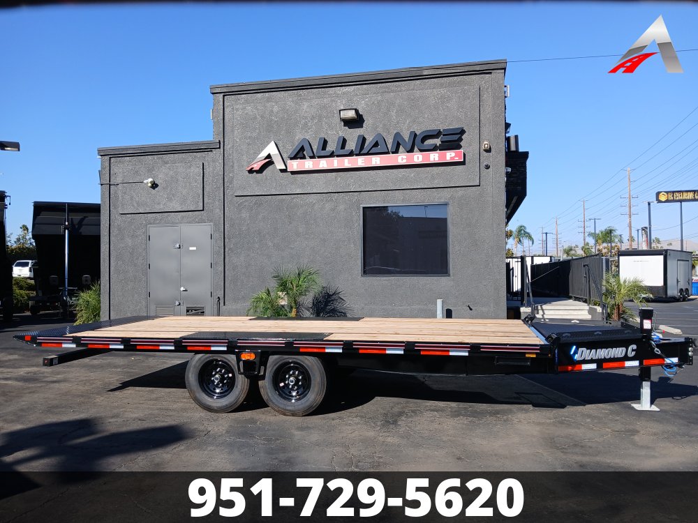 102"x20' Diamond C Tilt Deck