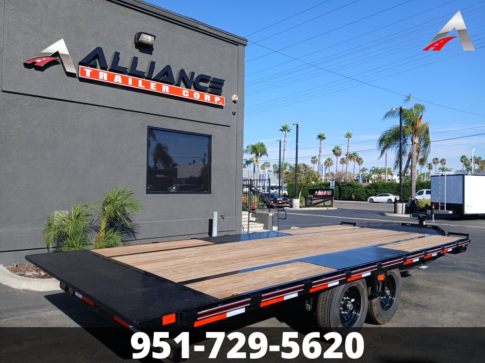 102"x20' Diamond C Tilt Deck