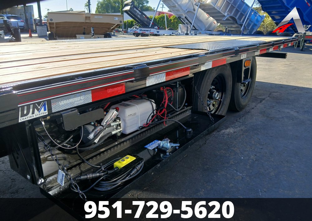 102"x20' Diamond C Tilt Deck