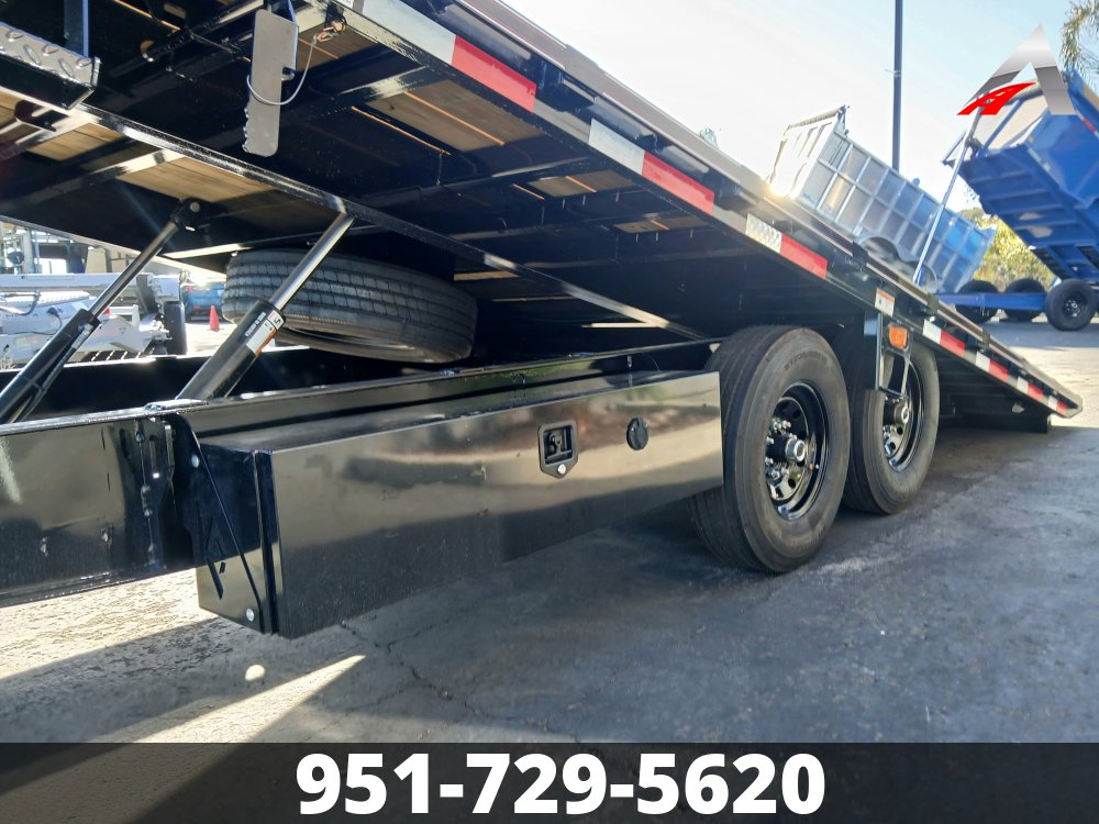 102"x20' Diamond C Tilt Deck