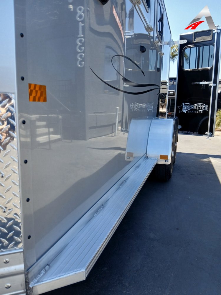 82x15 FRONTIER Horse Trailer