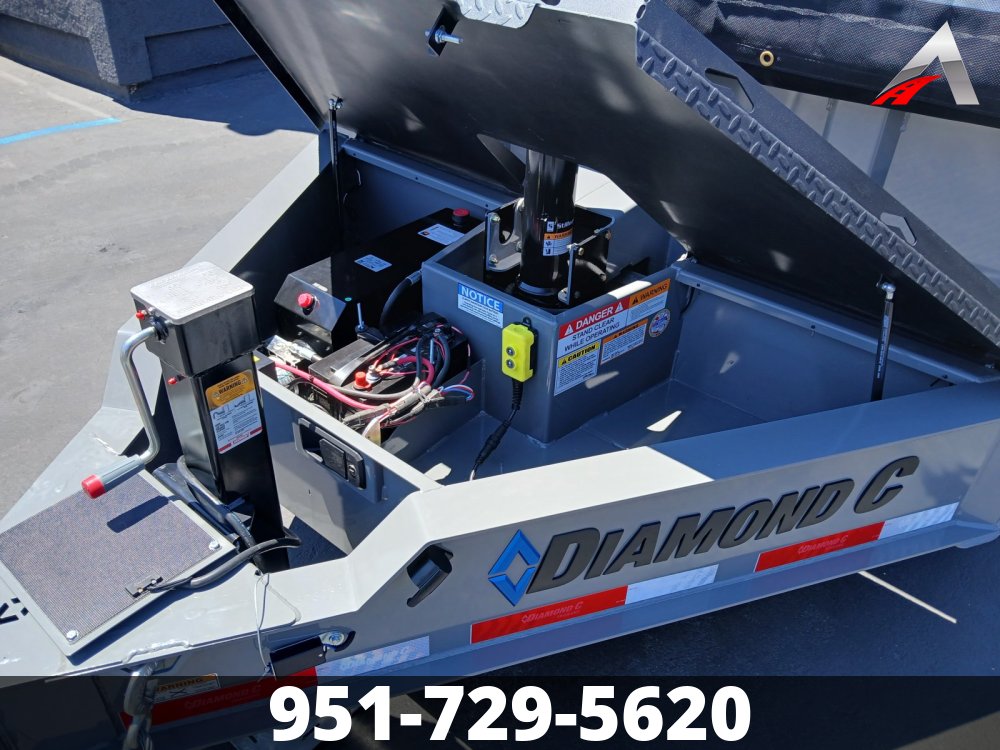 82x14 Diamond C Trailer Dump