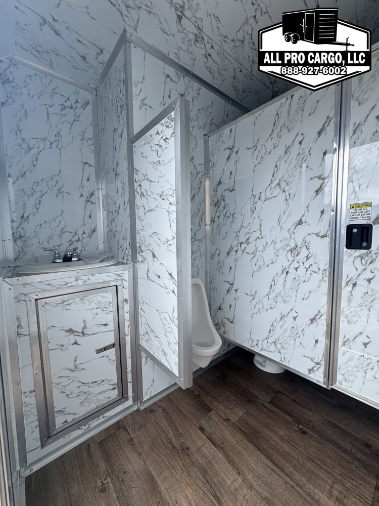 7'x12' Quality cargo Bathroom