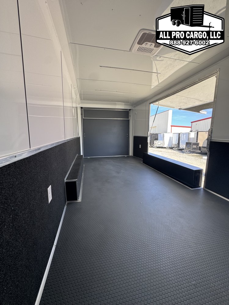 8' 6"x24' Quality Cargo Race