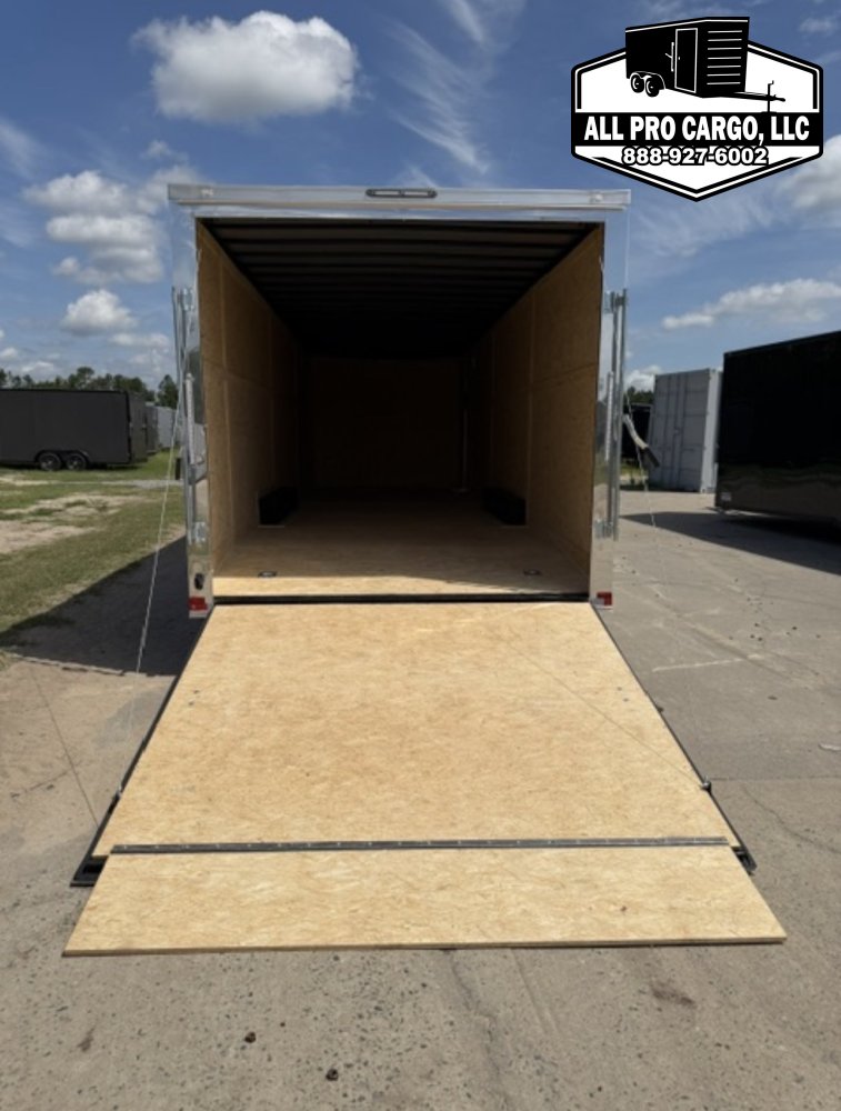 8' 5"x28' Spartan Cargo Enclosed Cargo