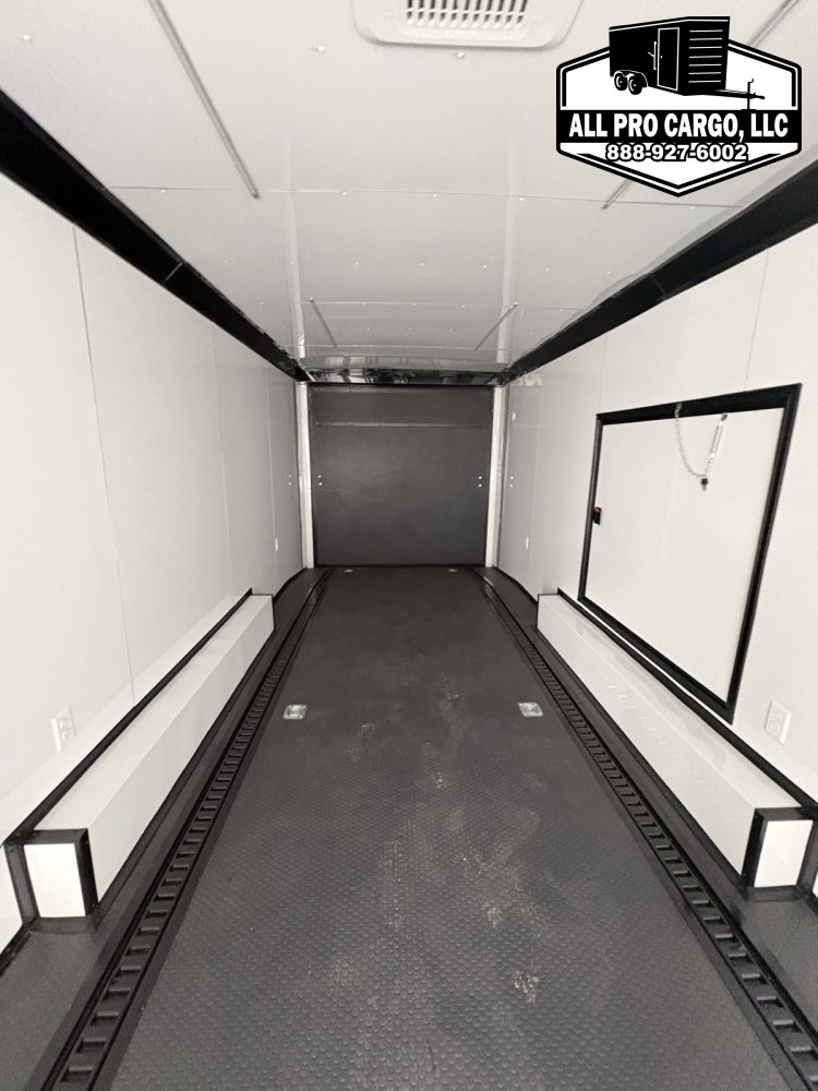 8' 6"x28' Quality Cargo Race
