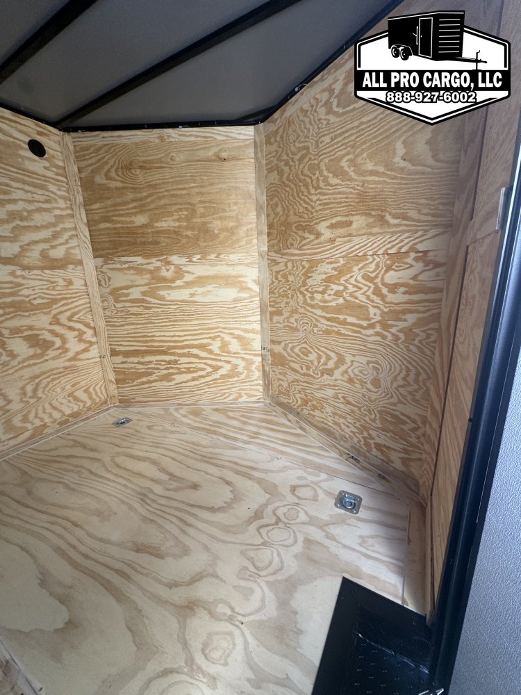 8' 5"x16' Xtreme Enclosed Cargo