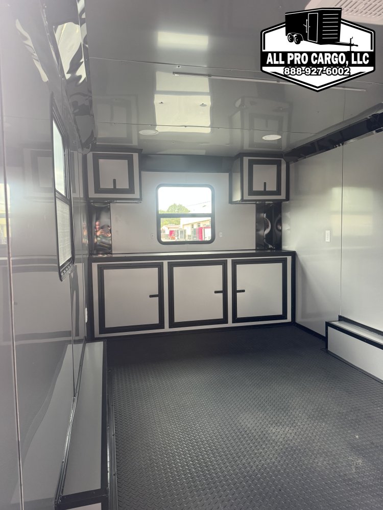 8'x20' Quality Cargo Office