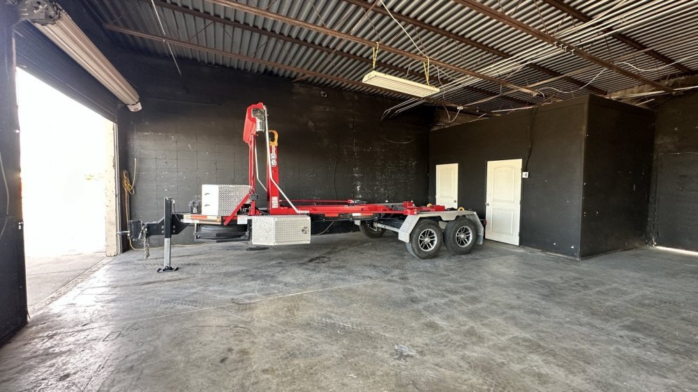 Cam Concepts CL16GN14 - Heavy-Duty 16K Hooklift Trailer