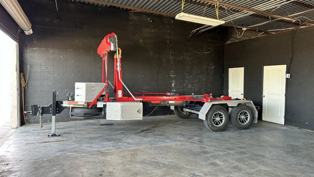 Cam Concepts CL16GN14 - Heavy-Duty 16K Hooklift Trailer