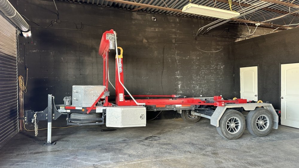 Cam Concepts CL16GN14 - Heavy-Duty 16K Hooklift Trailer