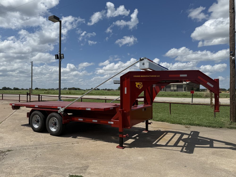 Couger Manufacturing 16K Gooseneck Standard Rail Roll-Off Trailer