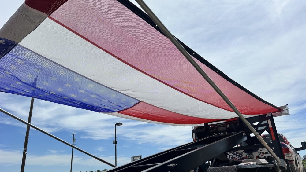 16FT 20K GVWR Gooseneck Roll-Off Trailer | Wireless Remote | Hydraulic Jacks | Auto Tarp