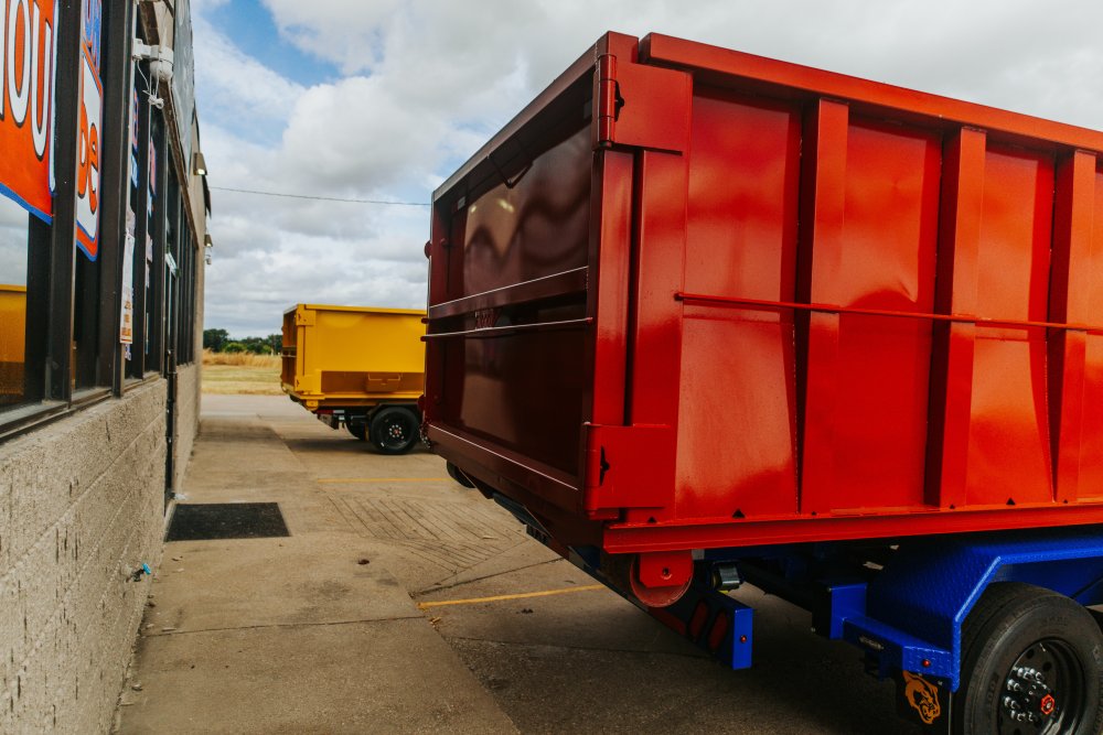 Couger 16' Gooseneck Roll-Off Trailer - 20K GVWR