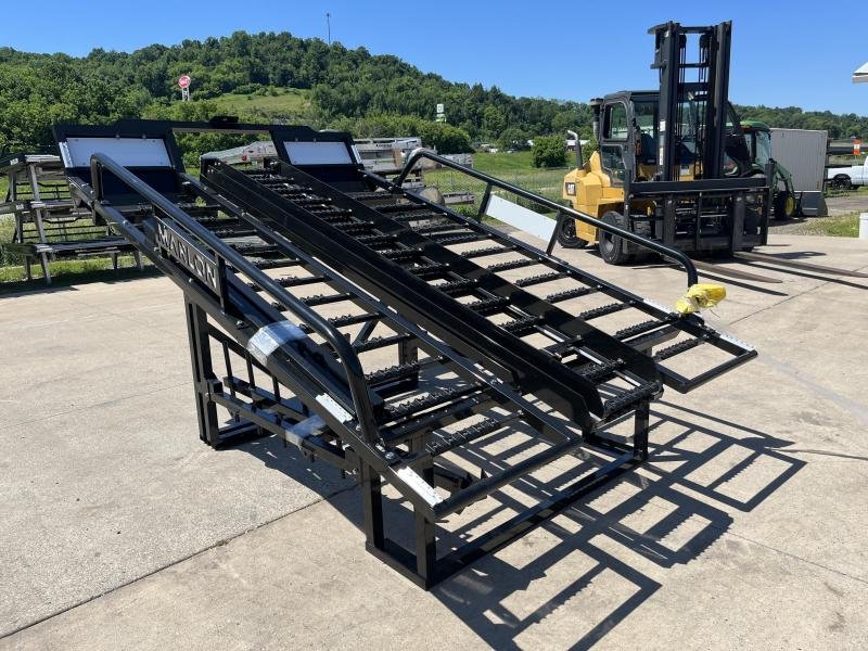 x67' Marlon Trailers Equipment