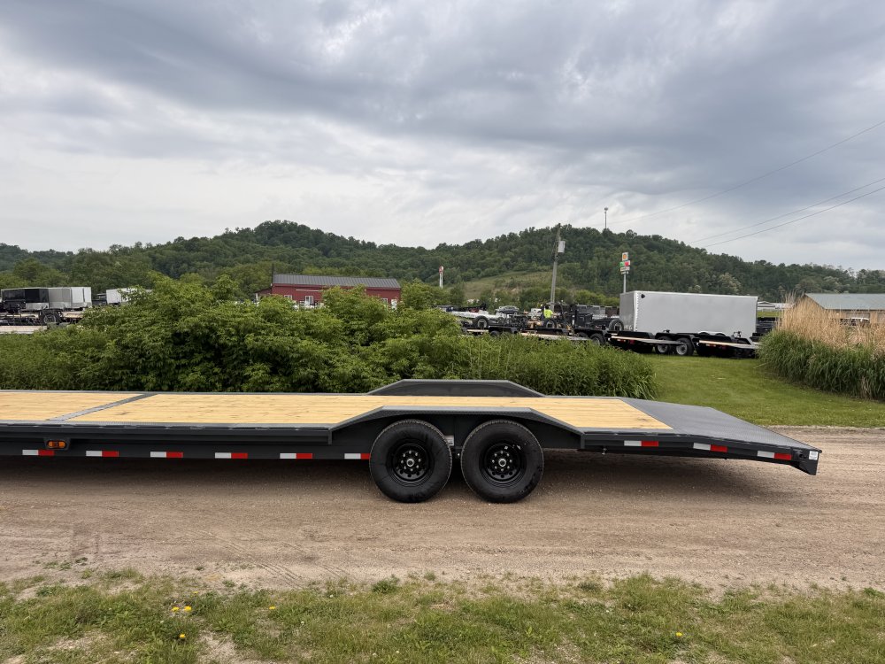 2025 Lamar Trailers 102X32 Gooseneck Car Hauler Trailer