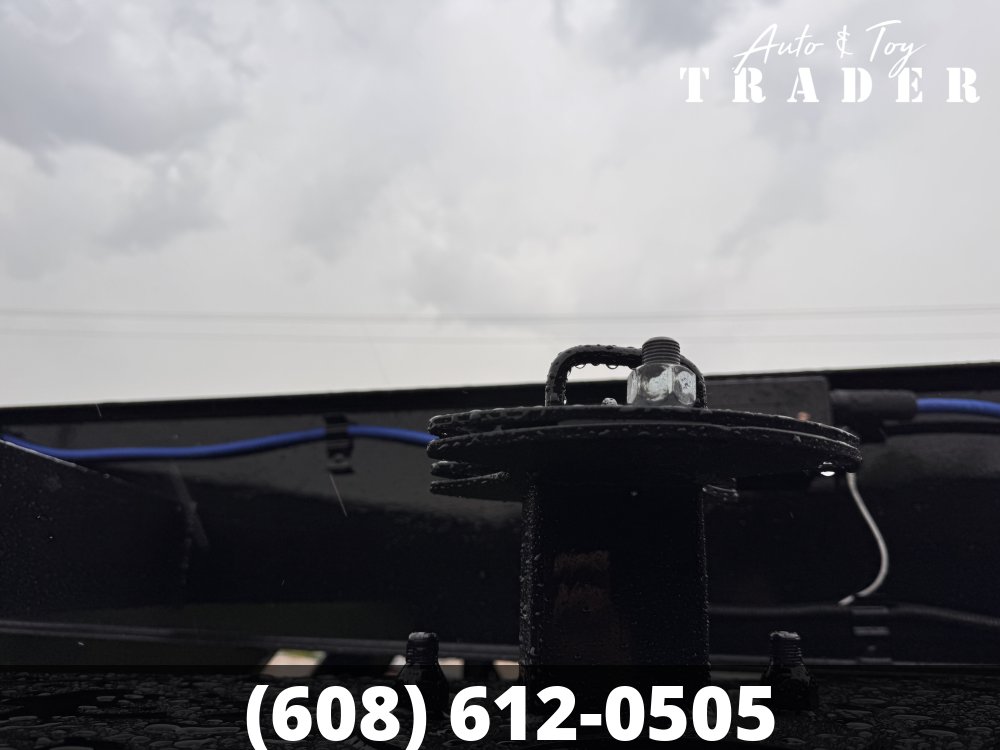 2027 Load Trail 102X30 Gooseneck Deckover Trailer