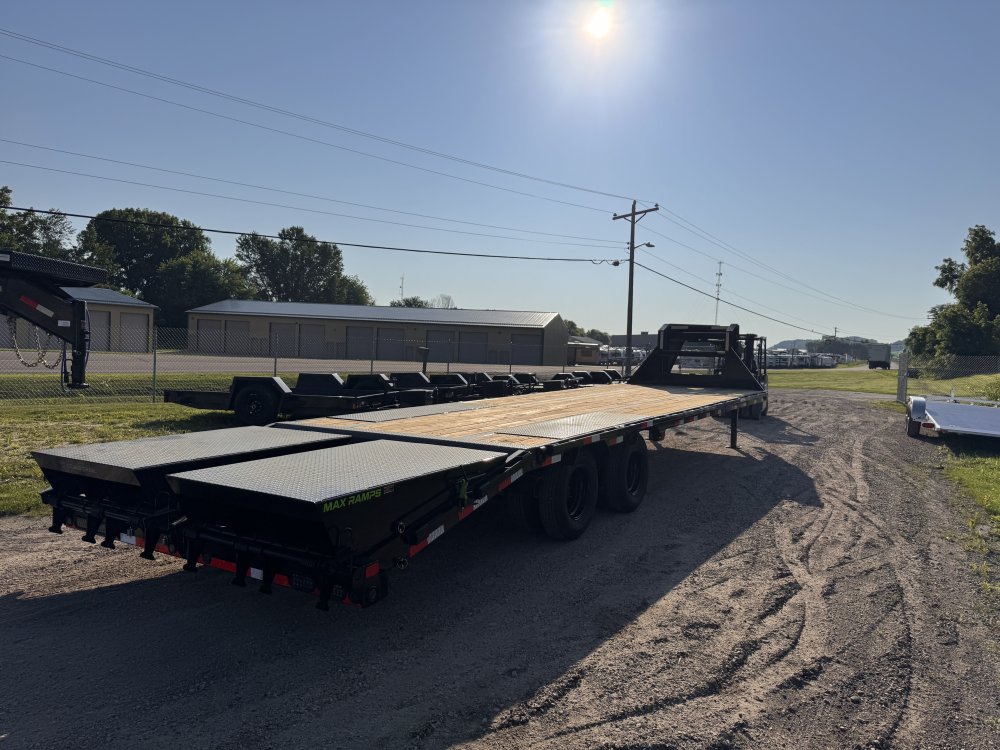 2025 Load Trail 102X32 Gooseneck Deckover Trailer