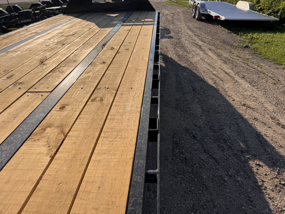 2025 Load Trail 102X32 Gooseneck Deckover Trailer
