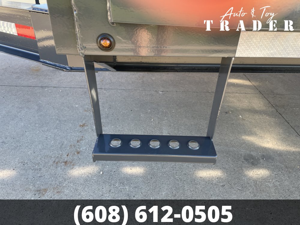 2026 Lamar Trailers 102X20 Deckover Trailer